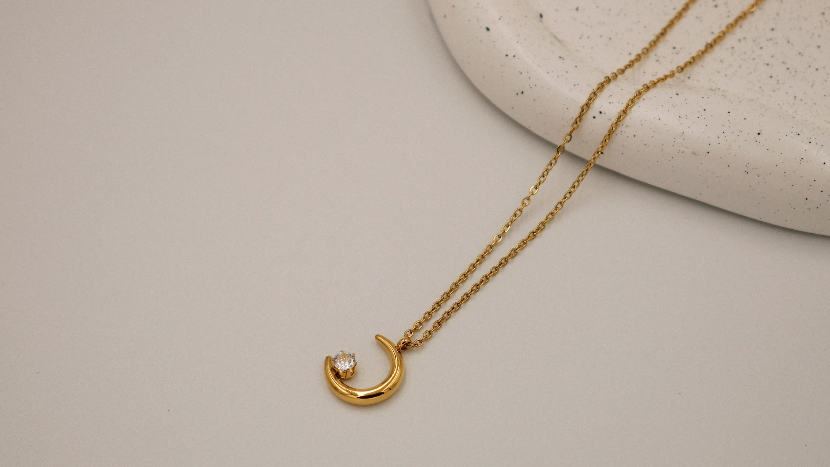 Elegant 18K Gold-Plated Moon Necklace